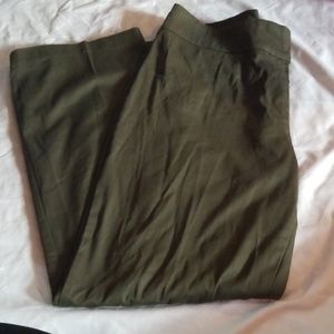 ❤SALE Beware Dark green trousers